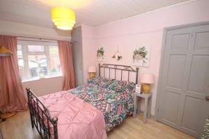 Photo 1- click for photo gallery